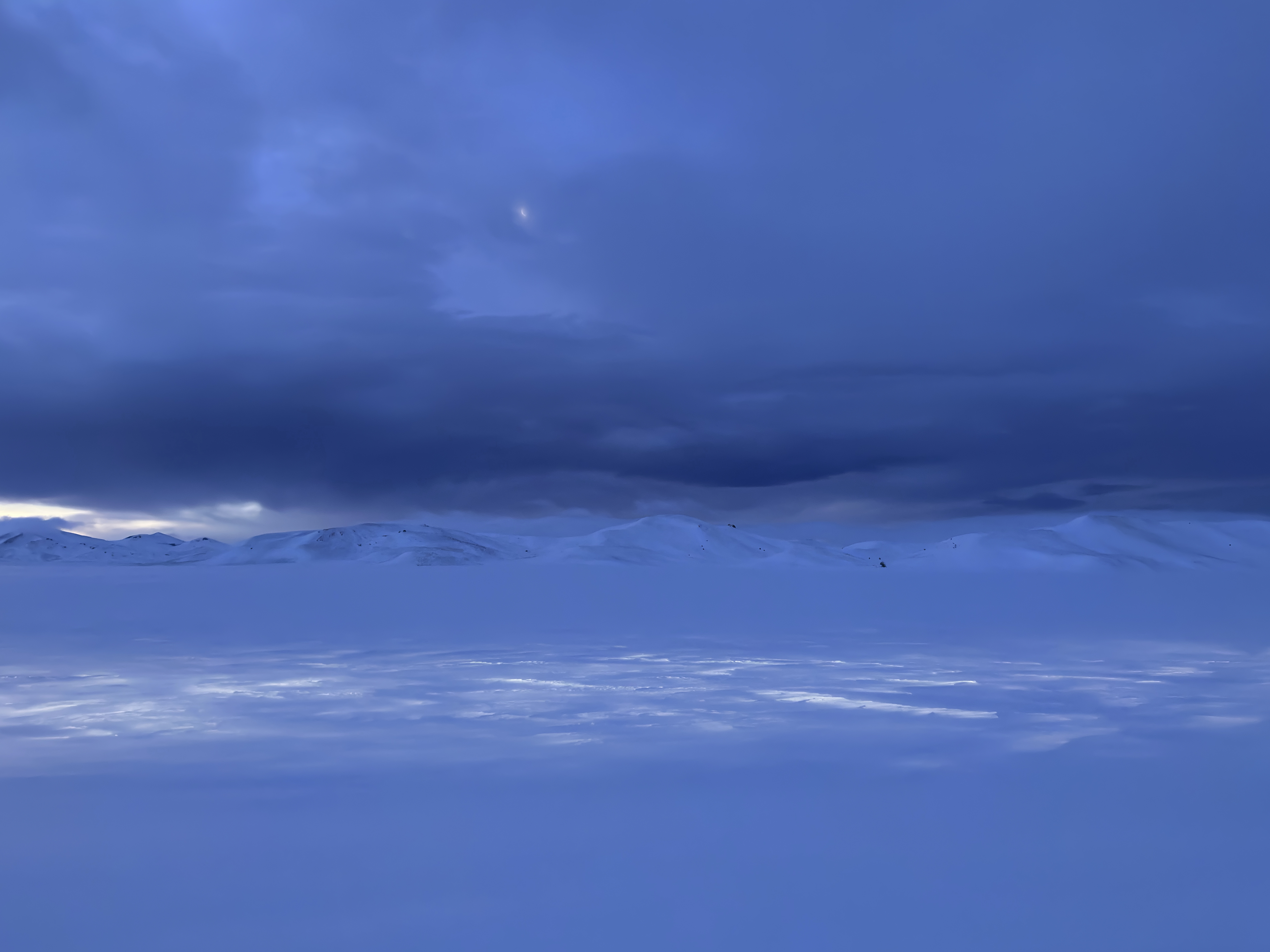 Winter Blue sequence photograph 2.