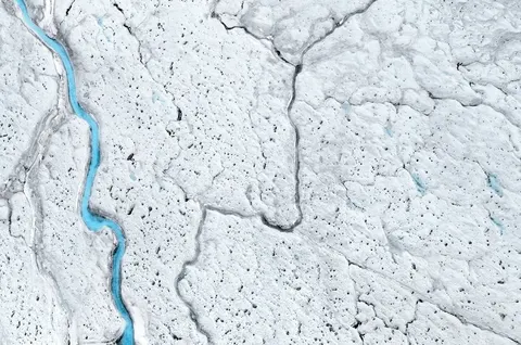 Aerial Greenland ice surface plate L1001091.